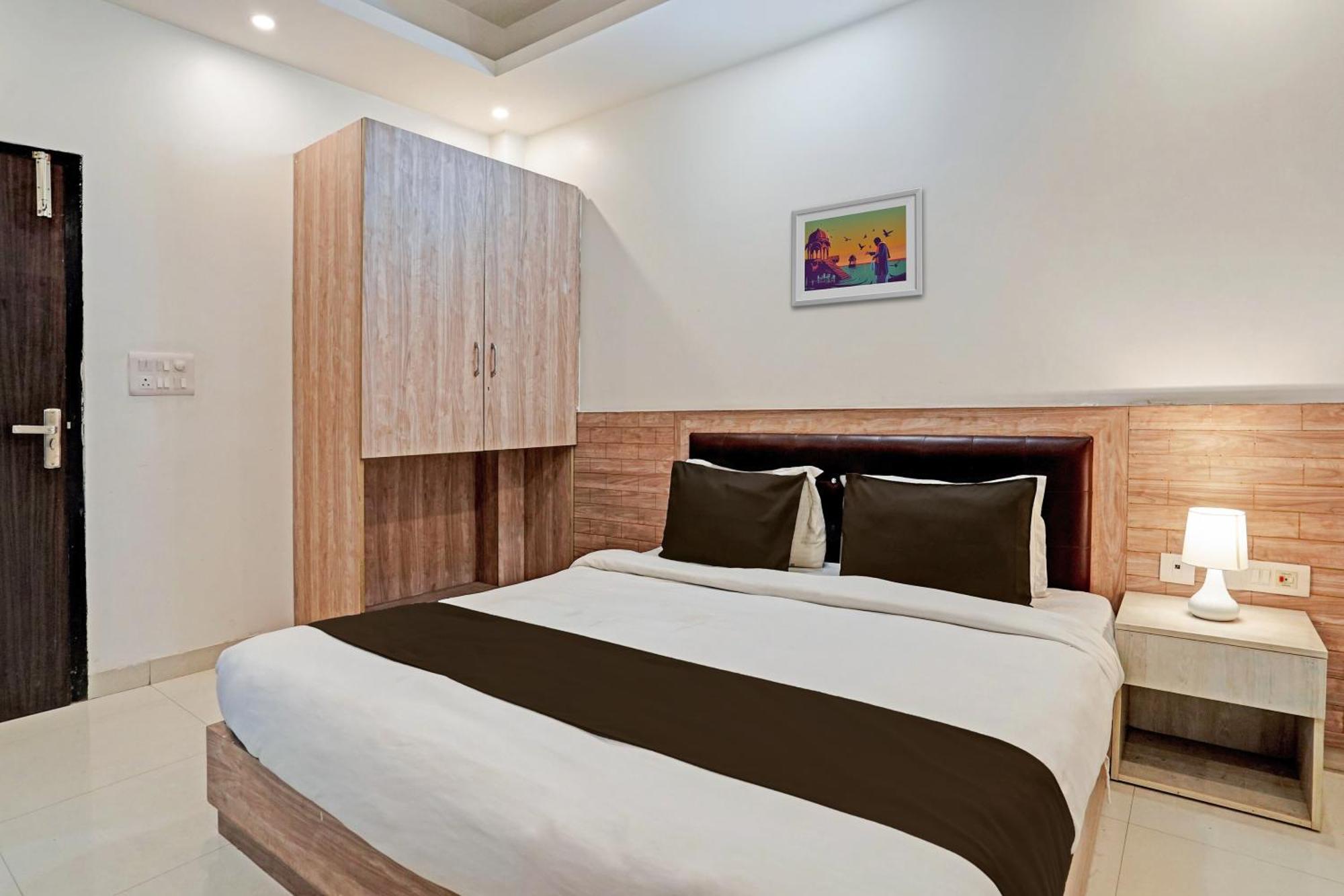 Hotel O Babil Palace Near Omaxe Celebration Mall Gurgaon Exterior photo